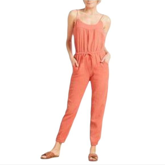 Evereve Coral Jumpsuit with Spaghetti Straps and Elastic Waist, Small - Picture 1 of 12